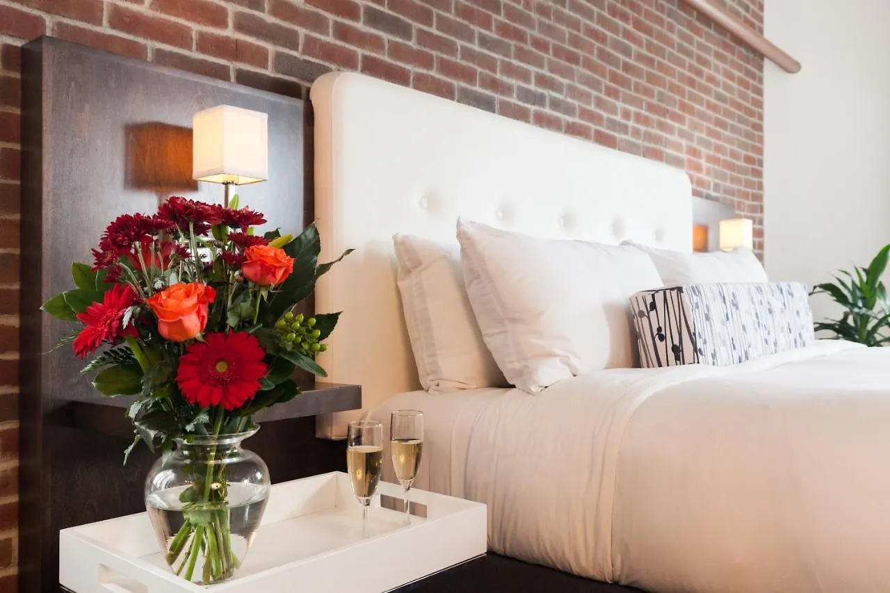 **** Hotel Hôtel des Coutellier Québec Canada